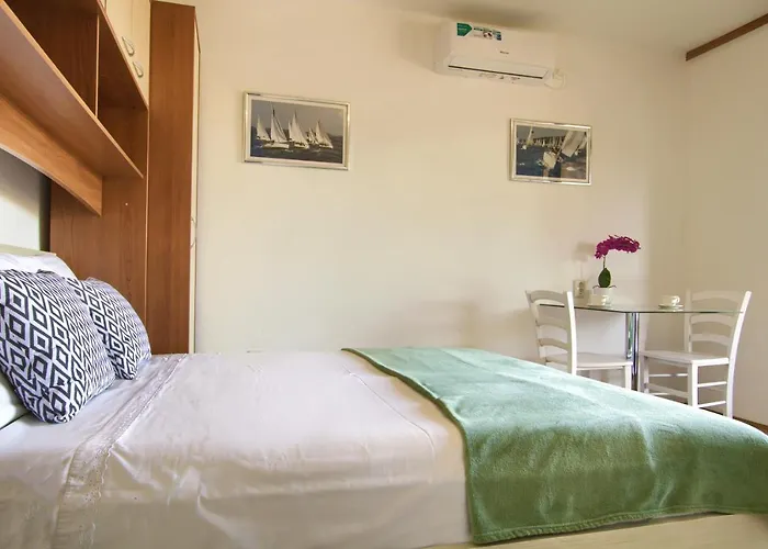 דירה Sandy Lukoran